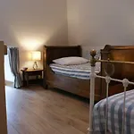 Les Frejals Bed & Breakfast