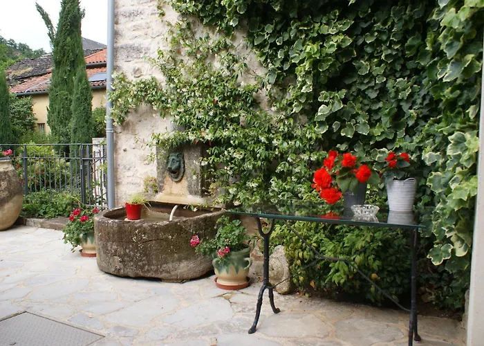 Les Frejals 3* 꼼뻬르