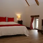 Les Frejals 3* 孔佩尔