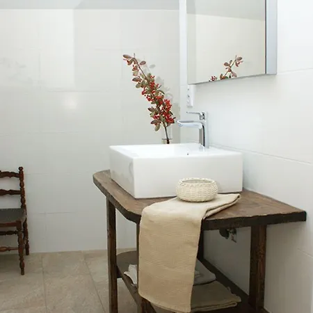 Les Frejals לינה וארוחת בוקר Compeyre